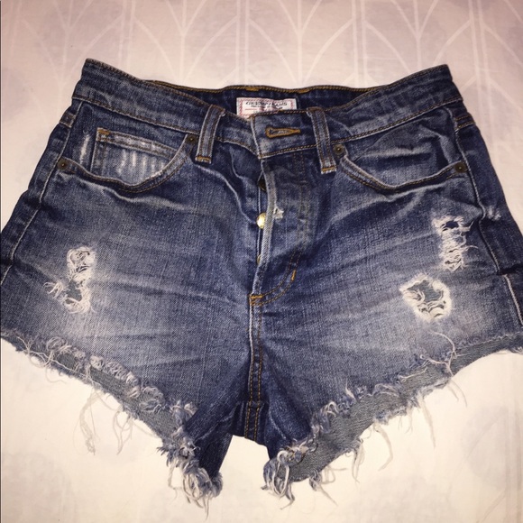 Vintage Guess Jean High Waisted Shorts - Picture 2 of 5